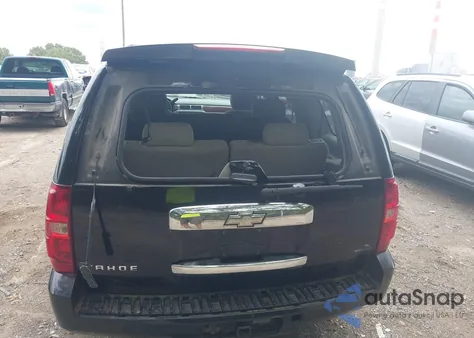 2008 Chevrolet Tahoe Lt z USA, uszkodzony, nr VIN 1GNFC13028J103002